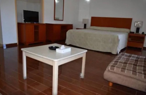 Simpson Bay Hotel | Travel Inn Hotel