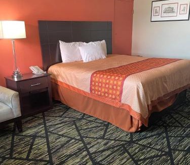 Beatrice Hotel | Travelers Lodge Beatrice