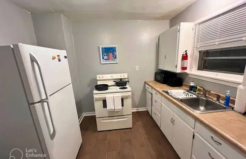 Terre Haute House | Traveling Professional 1 BR/1BR