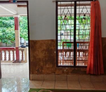 Lombok House | Traveller Homestay