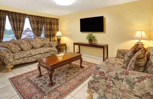 Sellersburg Hotel | Travelodge by Wyndham Sellersburg