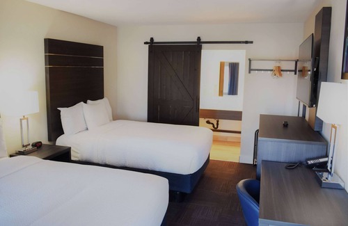 Santa Rosa Hotel | Travelodge by Wyndham Santa Rosa Wine Country