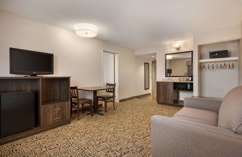 New Glasgow Hotel | Travelodge Suites by Wyndham New Glasgow