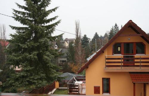 Miskolc-Tapolca Apartment | Treasure Deluxe House