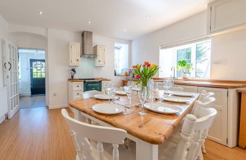Pembroke House | Trebrowen - Angle - Ten Bedroom House, Sleeps 22