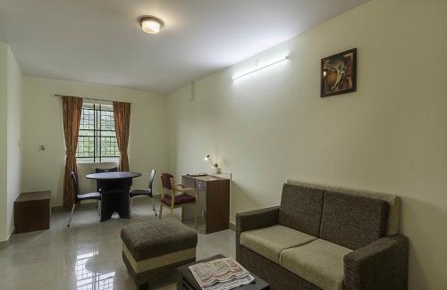Vijaya Bank Layout Hotel | Treebo Akshaya Mayflower Vijaya Bank Layout