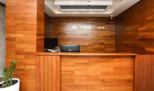 Polibetta Hotel | Treebo Durga Boji Grand, Gonikoppal Town