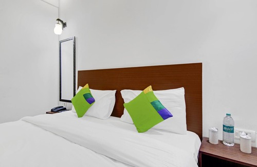 Noida Hotel | Treebo Noida Grand