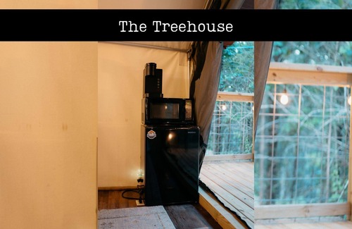 Branson House | Treehouse Branson, MO Cozy Glamping Site