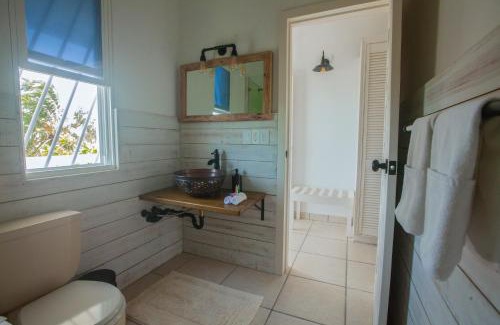 Caye Caulker Hotel | Treetops Hotel