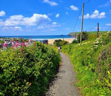 Polzeath House | Trevarthian