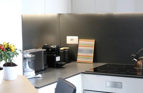 Rione II Trevi Apartment | Trevi Fountain Luxury Flat