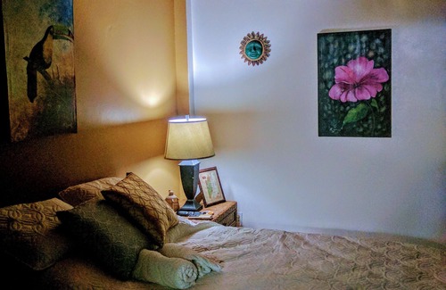 San Pedro Bed & Breakfast | Tri Casa De Suenos Bed & Breakfast
