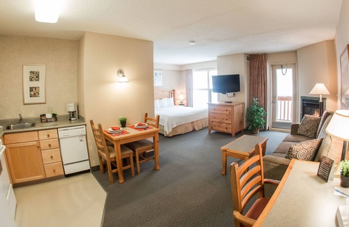 East Kootenay Resort | Trickle Creek Lodge