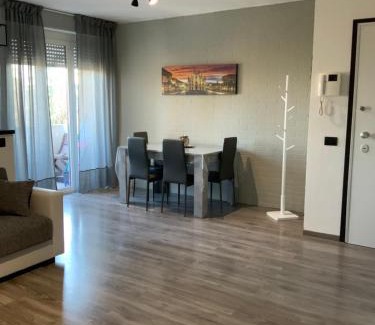 Millepini Apartment | Trilocale alle porte di Milano immerso nel verde