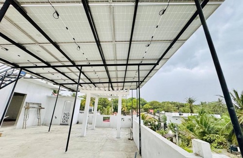 Trincomalee House | Trinco Town Family Guest House 4-bedroom house in charming Trincomalee with AC,
