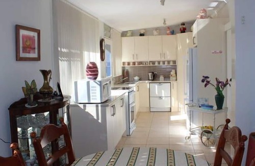 Kelso Apartment | Trinity Blue - Your Self-Contained Apartment