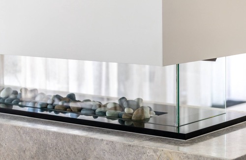 Morisset Park House | Trinity Point Drive: Residence in the heart of Trinity Point with stunning inground swimming pool