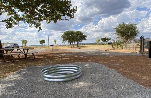 Cache RV Rental | Triple Ace Campsites near Wichita Mountains RV-CAMPER-TENT