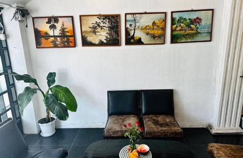 Botahtaung Hotel | Triple H Hotel