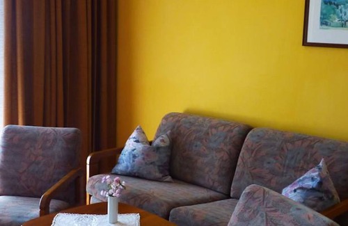 Ossiach Cottage | Triple room with balcony and lake view - Hotel-Pension Brönimann