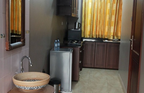 Arua Apartment | Tripplex Hotel