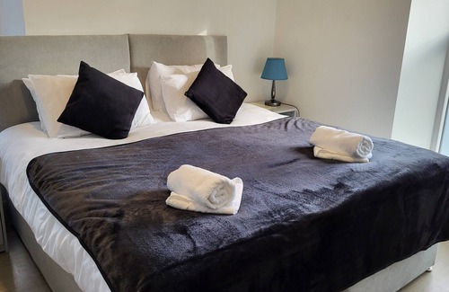 Swanlinbar Hostel | Trivia House Accomodation