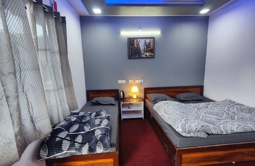 Sitapur Resort | Triyuginarayan Maangal Resort