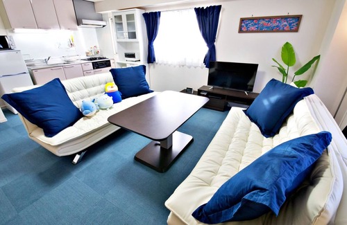 Ginowan Apartment | Tropical beach Many popular spots Up to 9 people/Ginowan Okinawa
