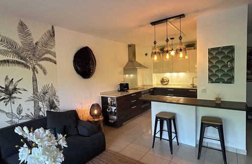 Faaa Apartment | Tropical Haven