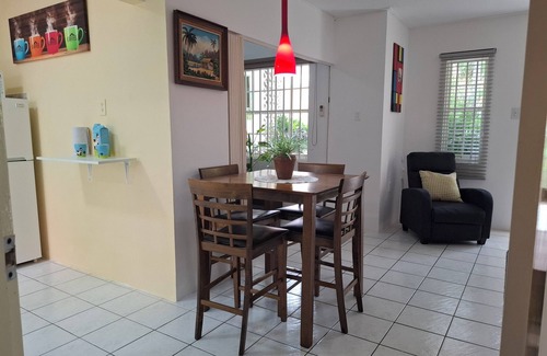 Willemstad Apartment | Tropical palm resort is a nice quiet and safe place to stay with friends or fam
