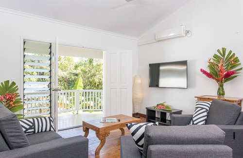 Port Vila Hotel | Tropicana Lagoon Apartments