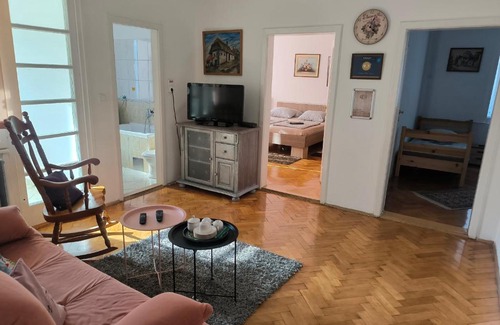 Zenica Apartment | Trosoban stan u Zenici