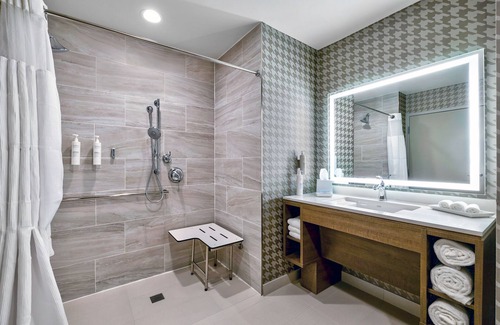 Gateway District Hotel | Tru By Hilton Minneapolis Downtown