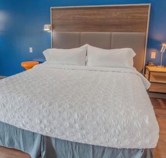 Santee Hotel | Tru By Hilton