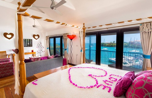 True Blue Resort | True Blue Bay Resort