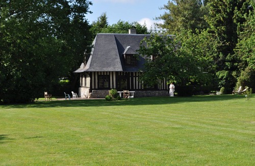 Beuzeville House | True Norman wine press