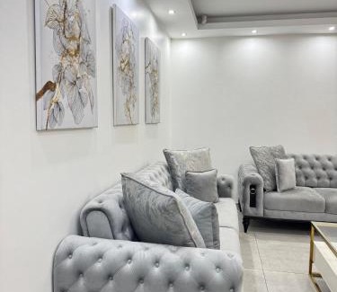Secunda House | Tryazer Luxury Home