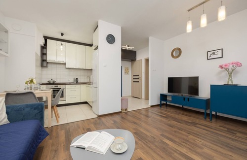 Przymorze Apartment | Trzy Żagle 3C | Apartment with Bathtub | Furnished Balcony | Gdańsk