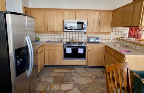 Delta Cottage | Tsawwassen Beach Cottage