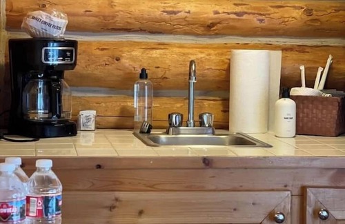 Saddlestring Cabin | Tuckaway Cabin, Rustic Tuckaway Cabin