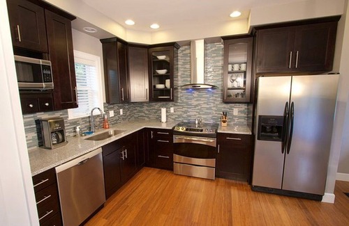 Walla Walla House | Tucker House: Luxury Suite with Pool, Walk to Parks, Downtown & Whitman College.