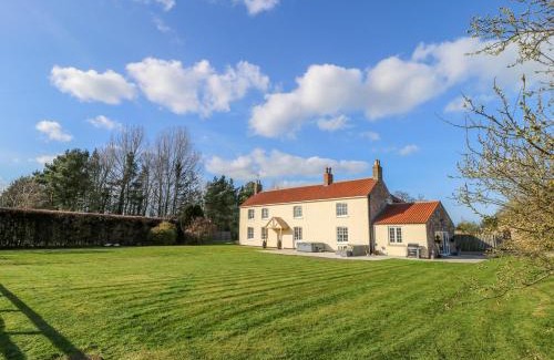 Scawton House | Tuft House