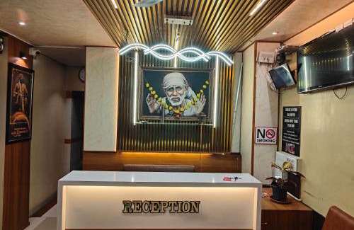 Shirdi Hotel | TUKARAM HOTEL only 1 minute distance from Dwarkamai