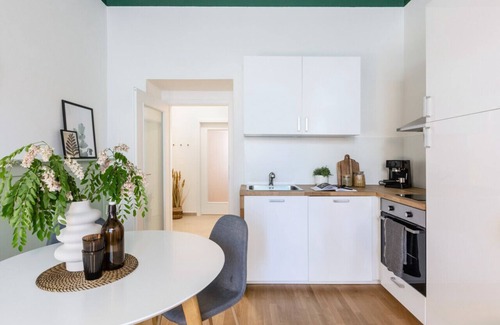 Nove Mesto Apartment | TurnKey | National Museum Apartment II