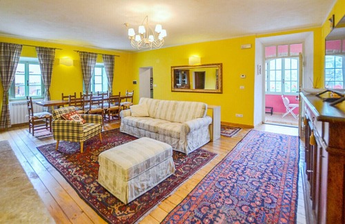 Capolona Villa | Tuscan Villa with Private Park and Hydromassage Mini-pool