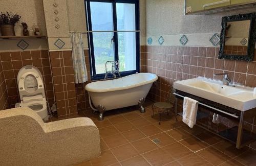 Guanxi House | Tuscany Garden B&B