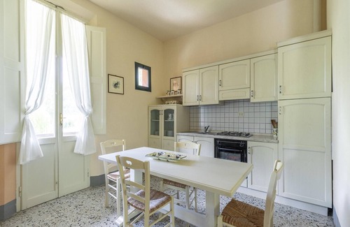 Palaia House | Tuscany’s Hidden Garden Escape