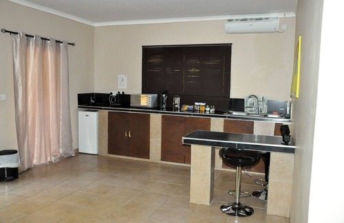 Letlhakane Cabin | Tuuthebe Lodge
