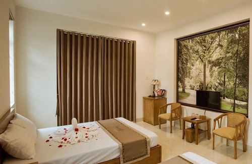 Quang Ngai Hotel | Tuyet Suong Villa Hotel